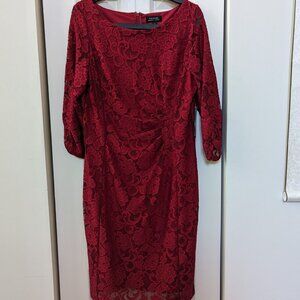 Tahari Arthur S. Levine Floral Lace Dress -  3/4 Sleeve NWT   Size 12